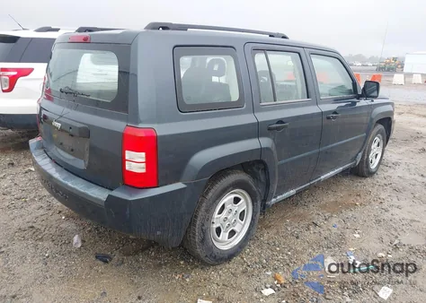 2008 Jeep Patriot Sport from USA, damaged, VIN 1J8FT28W68D711057